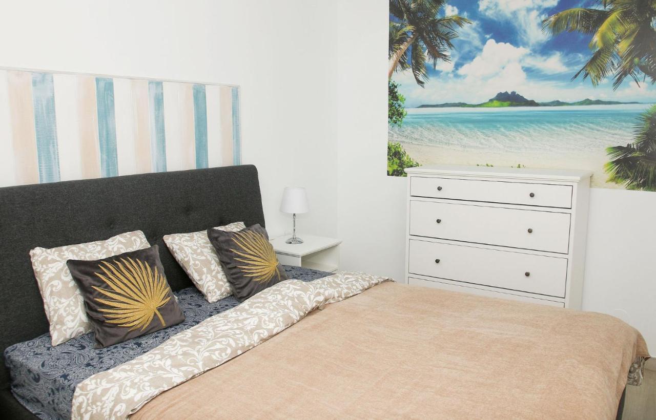 Family Apartment Walking Distance To The Sea And All Amenities Sitio de Calahonda Eksteriør bilde